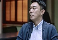 痕迹郑记者背景,揭开痕迹背后的真相与传奇