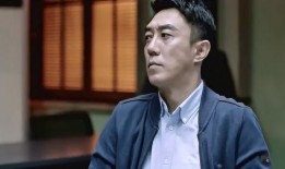 痕迹郑记者背景,揭开痕迹背后的真相与传奇