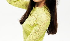 沈丹丹个人资料多大,才华横溢的年轻艺术家，揭秘她的成长之路